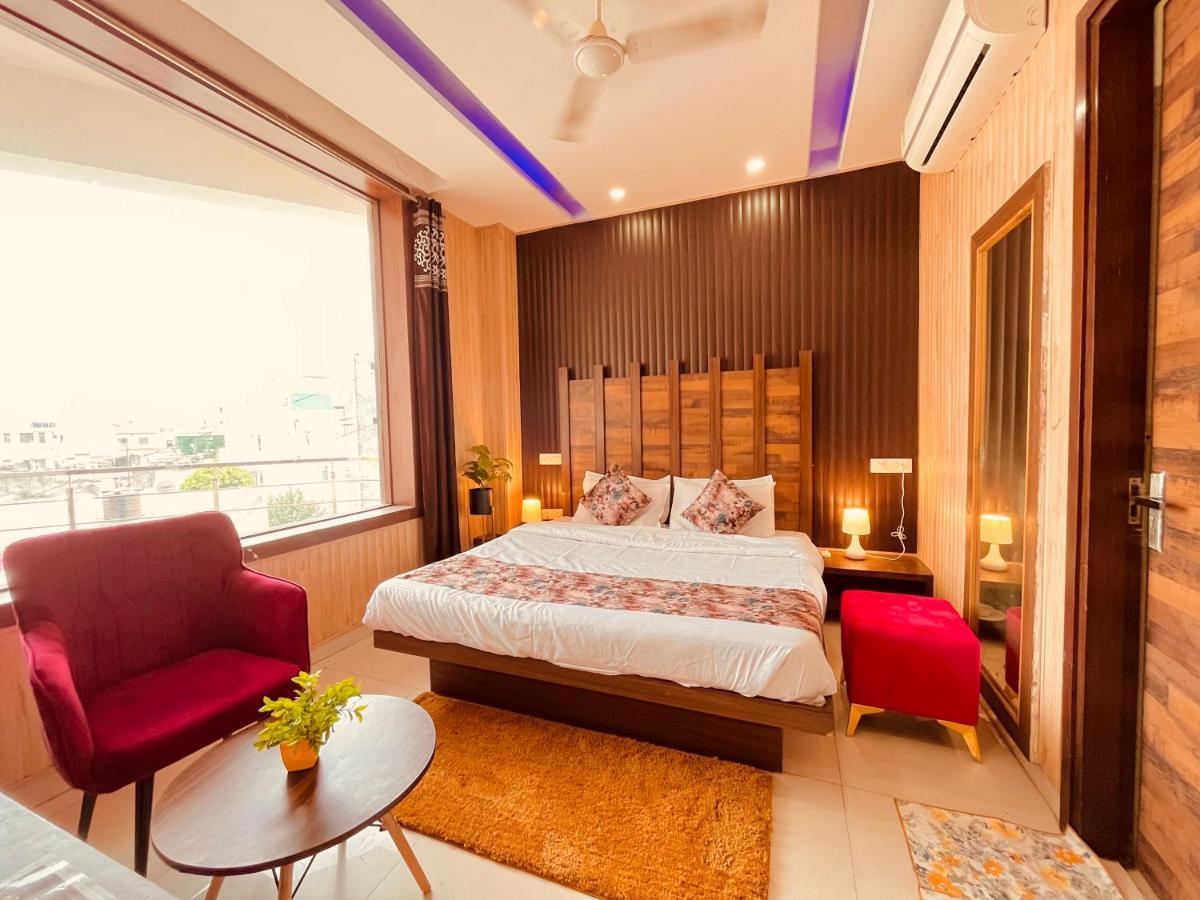 Hotel Pearl Grand, Zirakpur - Top Rated & Most Awarded Property In Tricity Csandígarh Kültér fotó