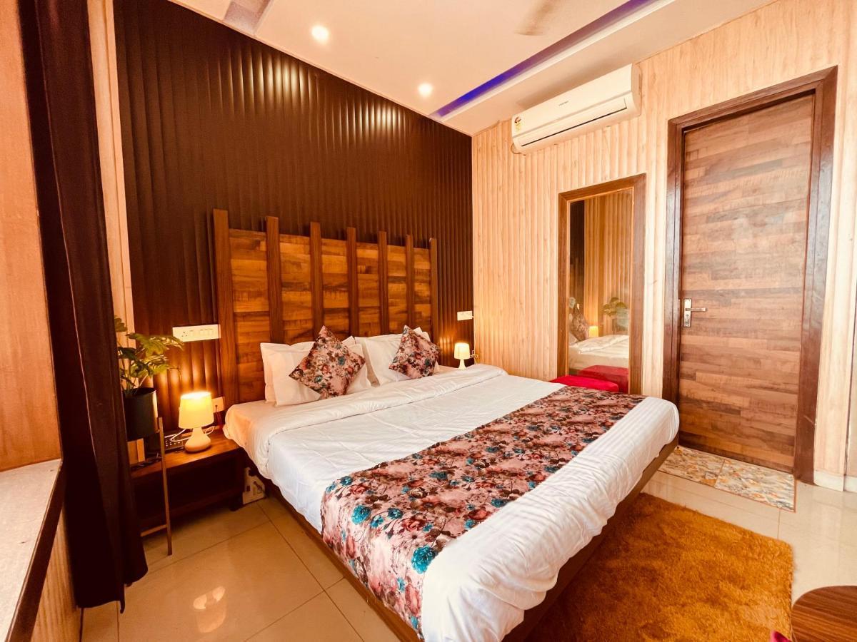Hotel Pearl Grand, Zirakpur - Top Rated & Most Awarded Property In Tricity Csandígarh Kültér fotó