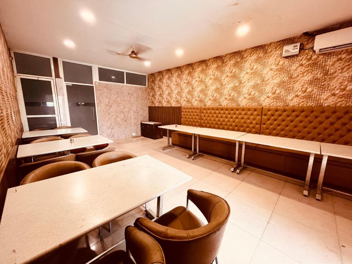 Hotel Pearl Grand, Zirakpur - Top Rated & Most Awarded Property In Tricity Csandígarh Kültér fotó